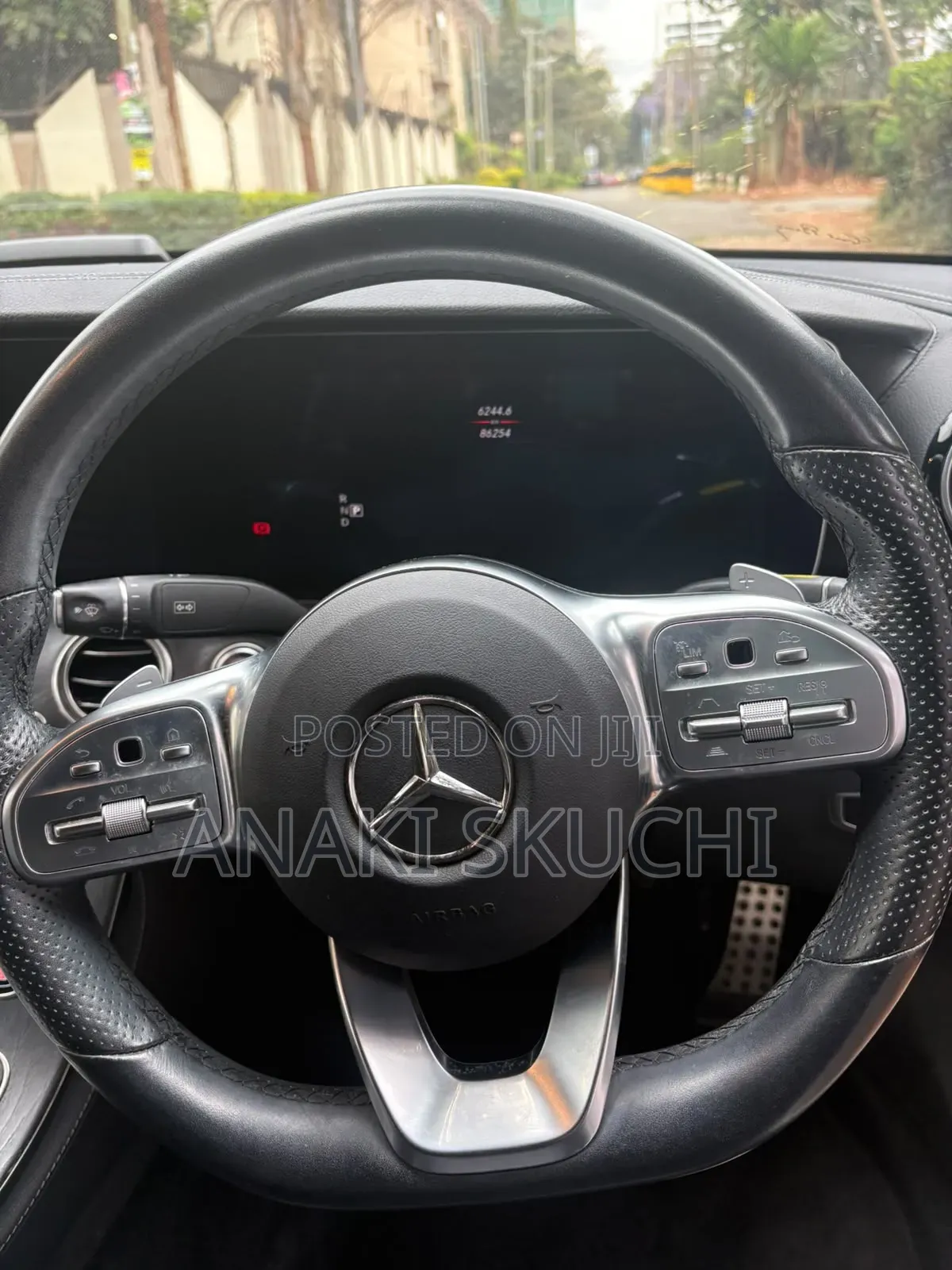Mercedes-Benz E300 2019 White