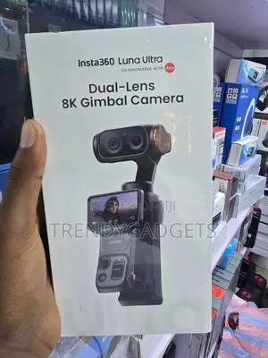 Insta360 Luna Ultra Gimbal Camera Smart AI Tracking System