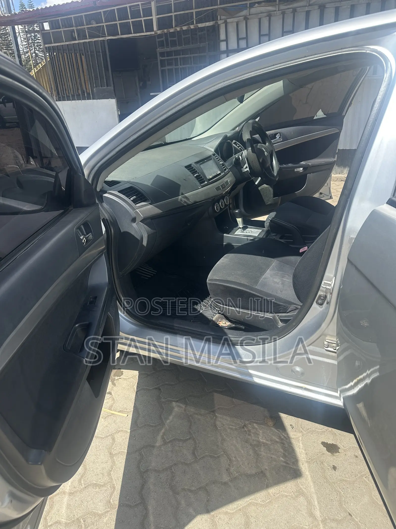 Mitsubishi Galant 2009 Silver