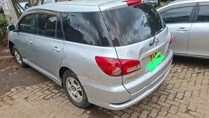 Nissan Wingroad 2010 Silver