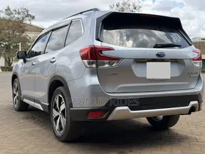 Subaru Forester 2020 Silver