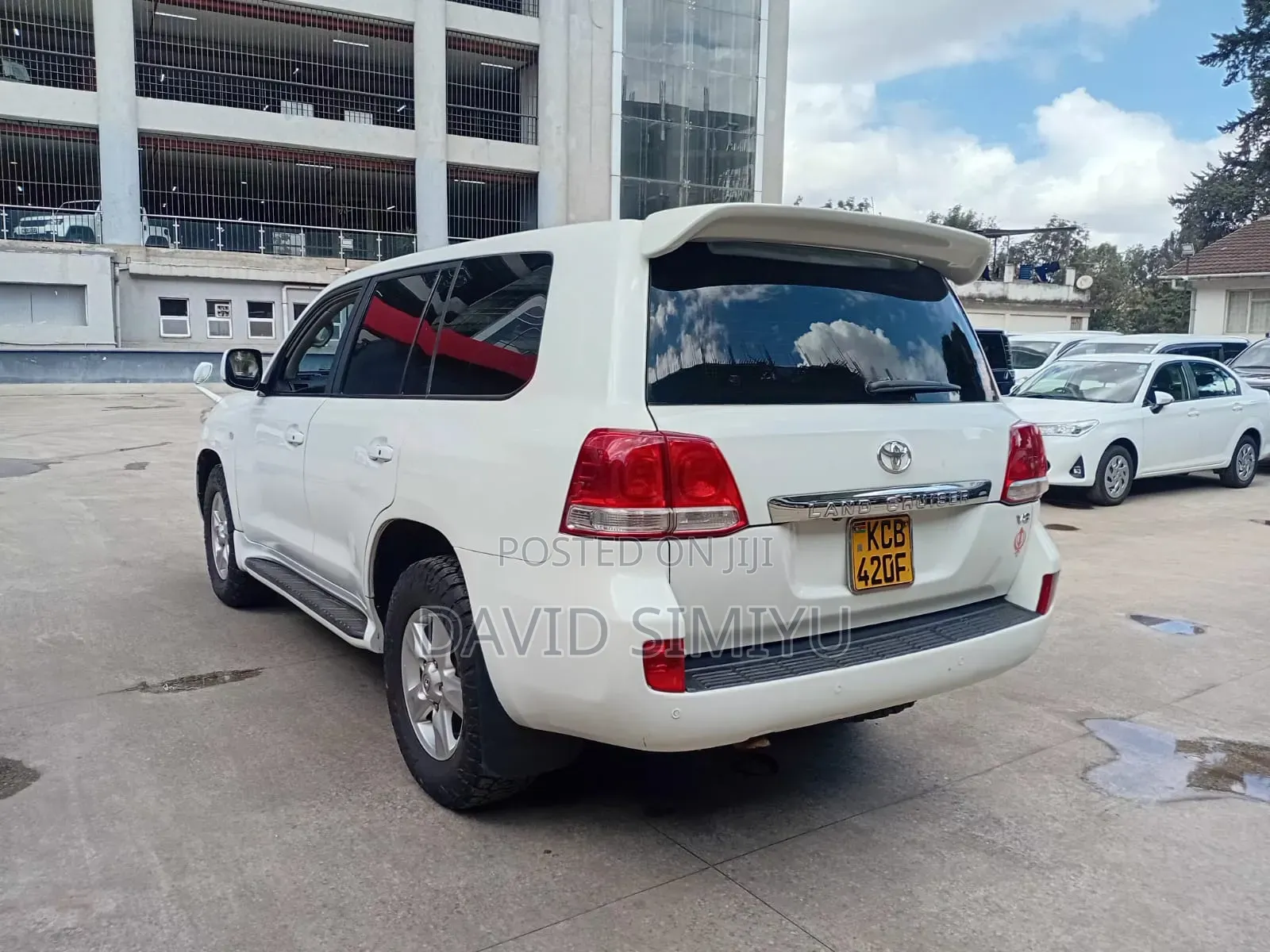 Toyota Land Cruiser 2015 White