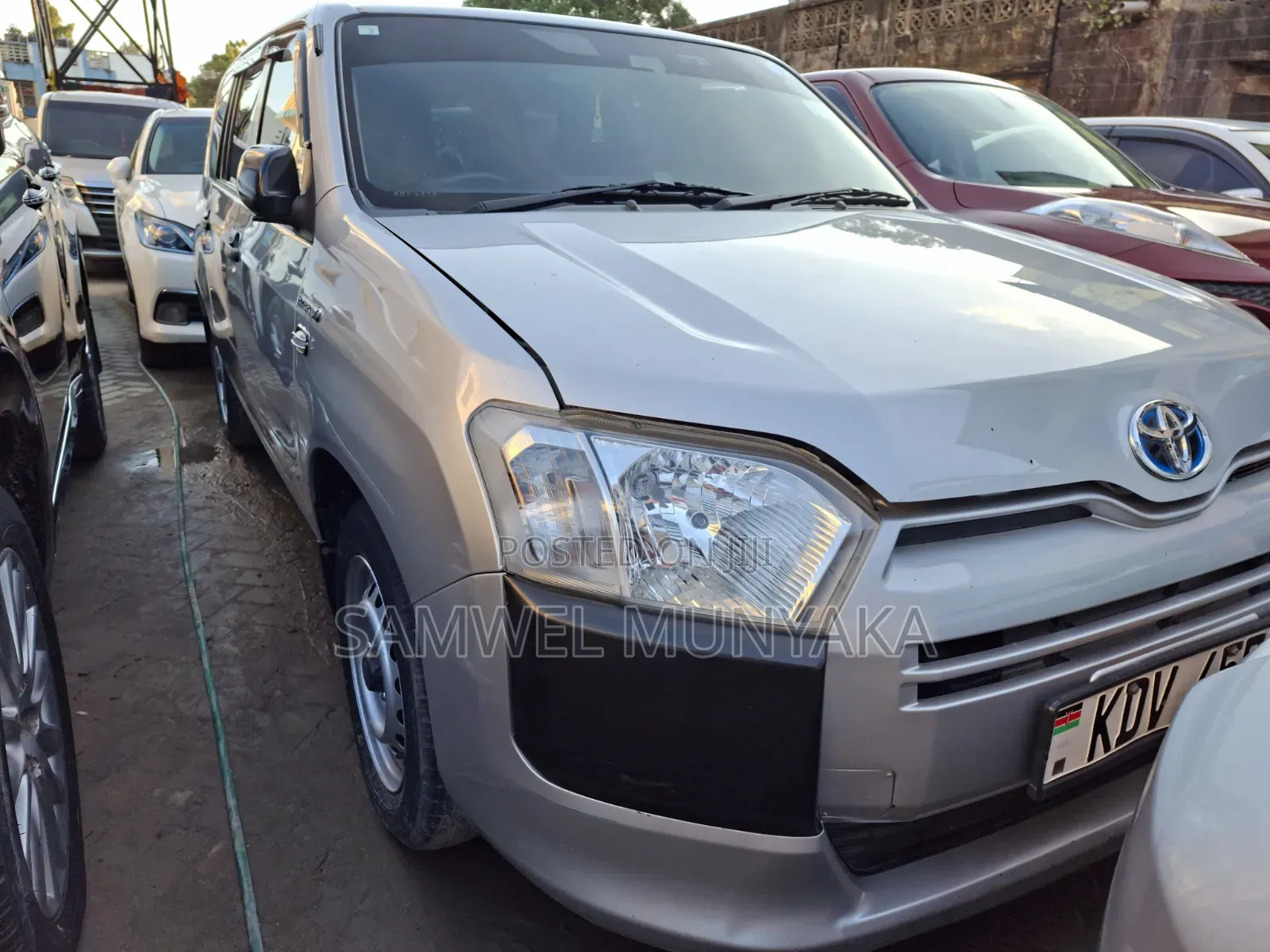 Toyota Probox 1.5 Hybrid DX 2019 Silver
