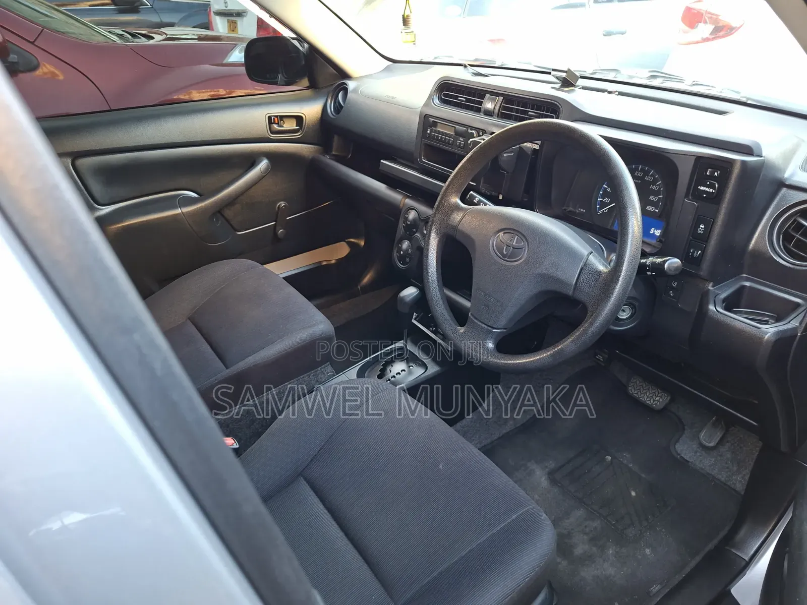 Toyota Probox 1.5 Hybrid DX 2019 Silver