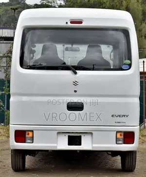 Suzuki Every 2019 White