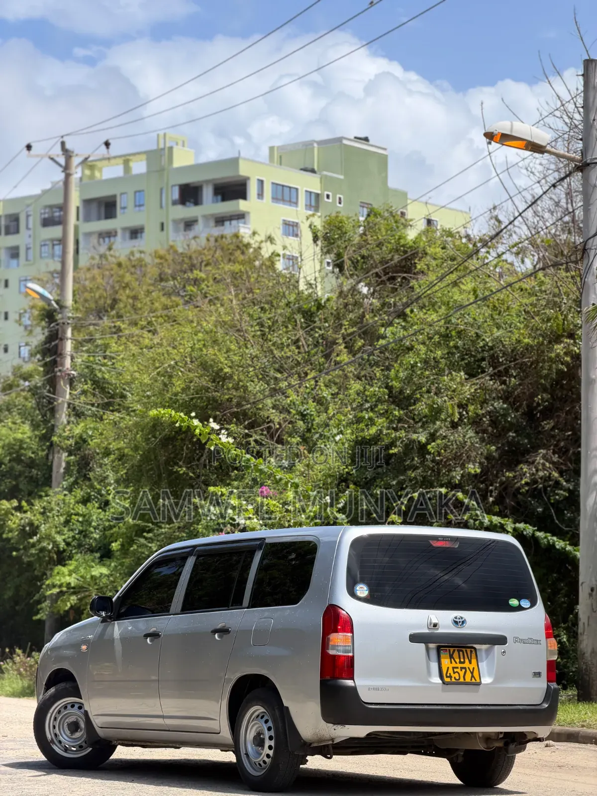 Toyota Probox 1.5 Hybrid DX 2019 Silver