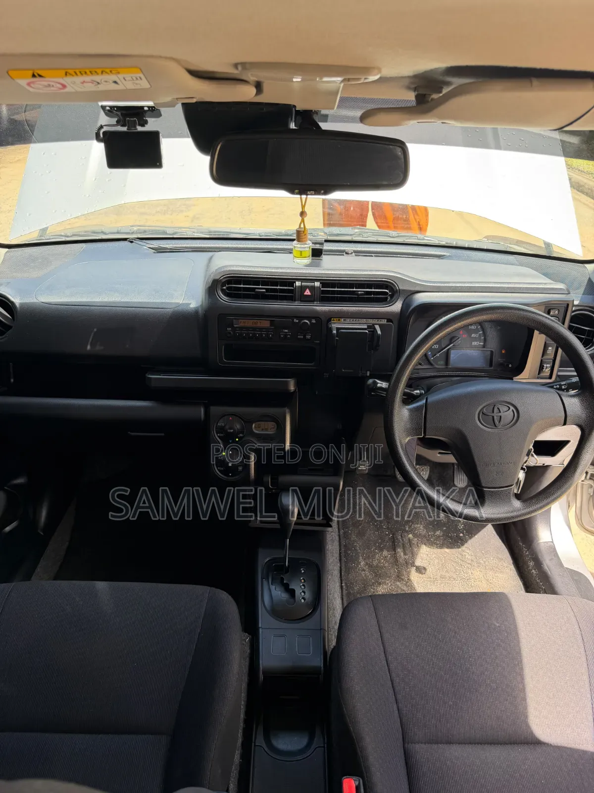 Toyota Probox 1.5 Hybrid DX 2019 Silver