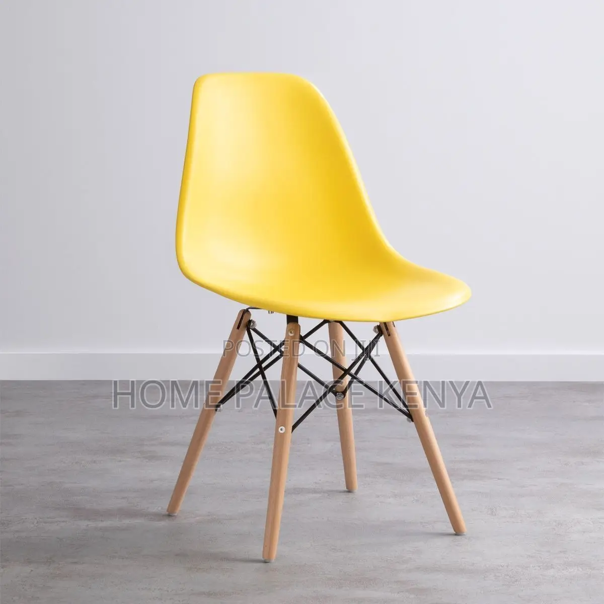Dining Chair; Elegant Eames Style Dining Chair for Modern Home Décor