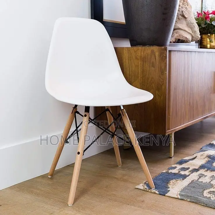Dining Chair; Elegant Eames Style Dining Chair for Modern Home Décor