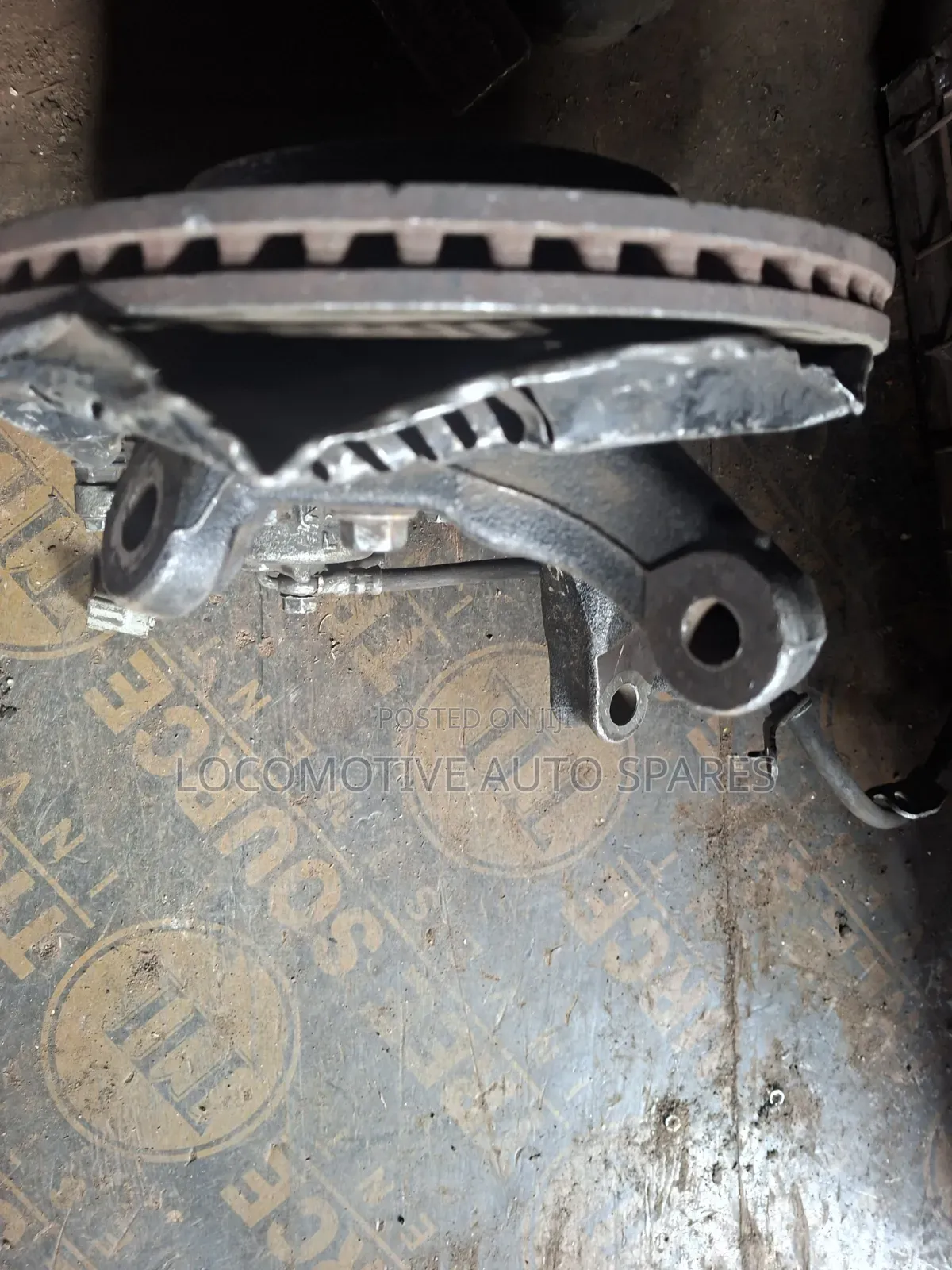 Complete Front Hub Auris /Vanguard /Rav 4