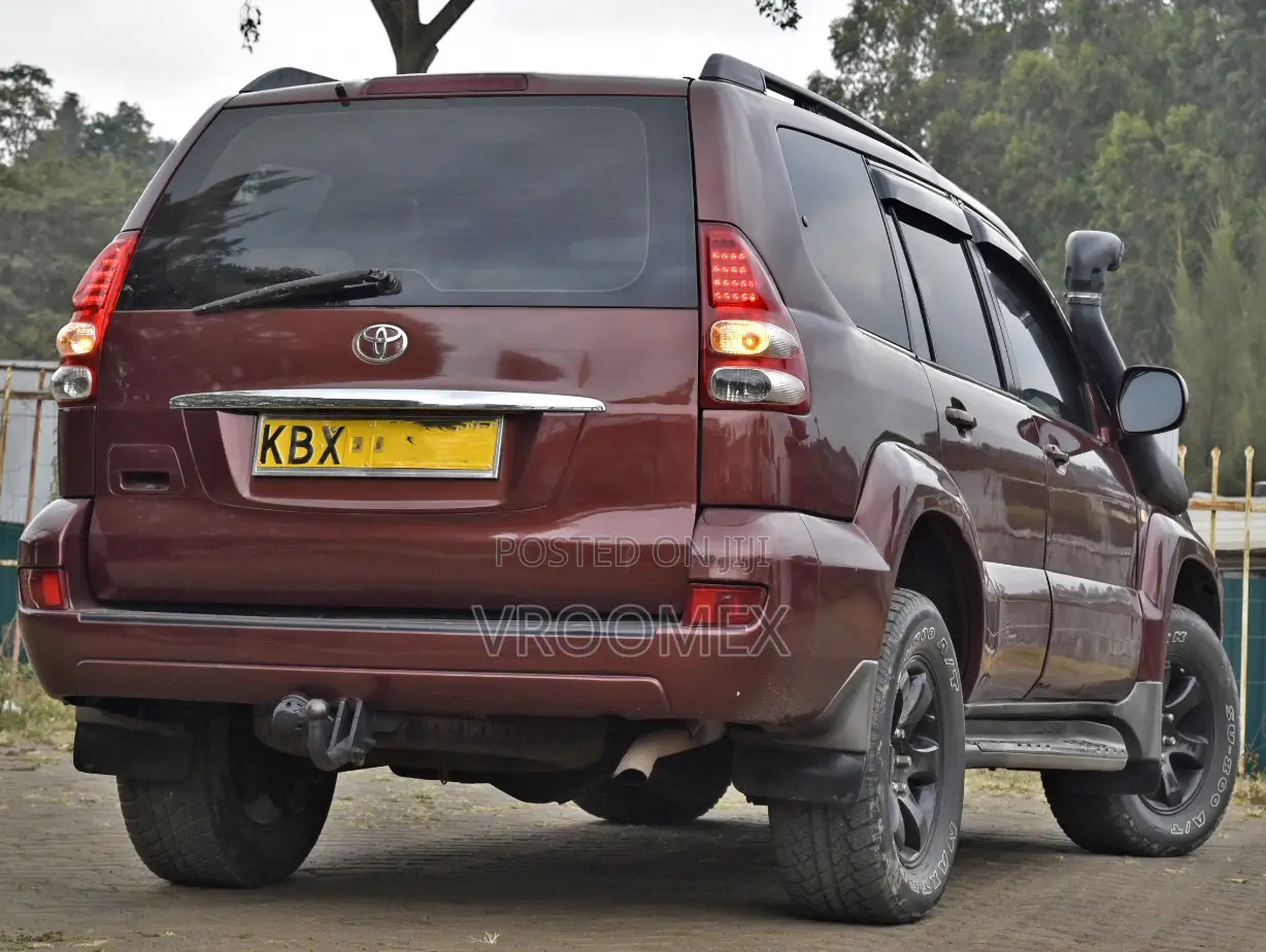 Toyota Land Cruiser Prado 2006 Maroon