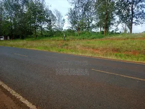 RIVERSIDE Drive 2.5 Acres for Sale