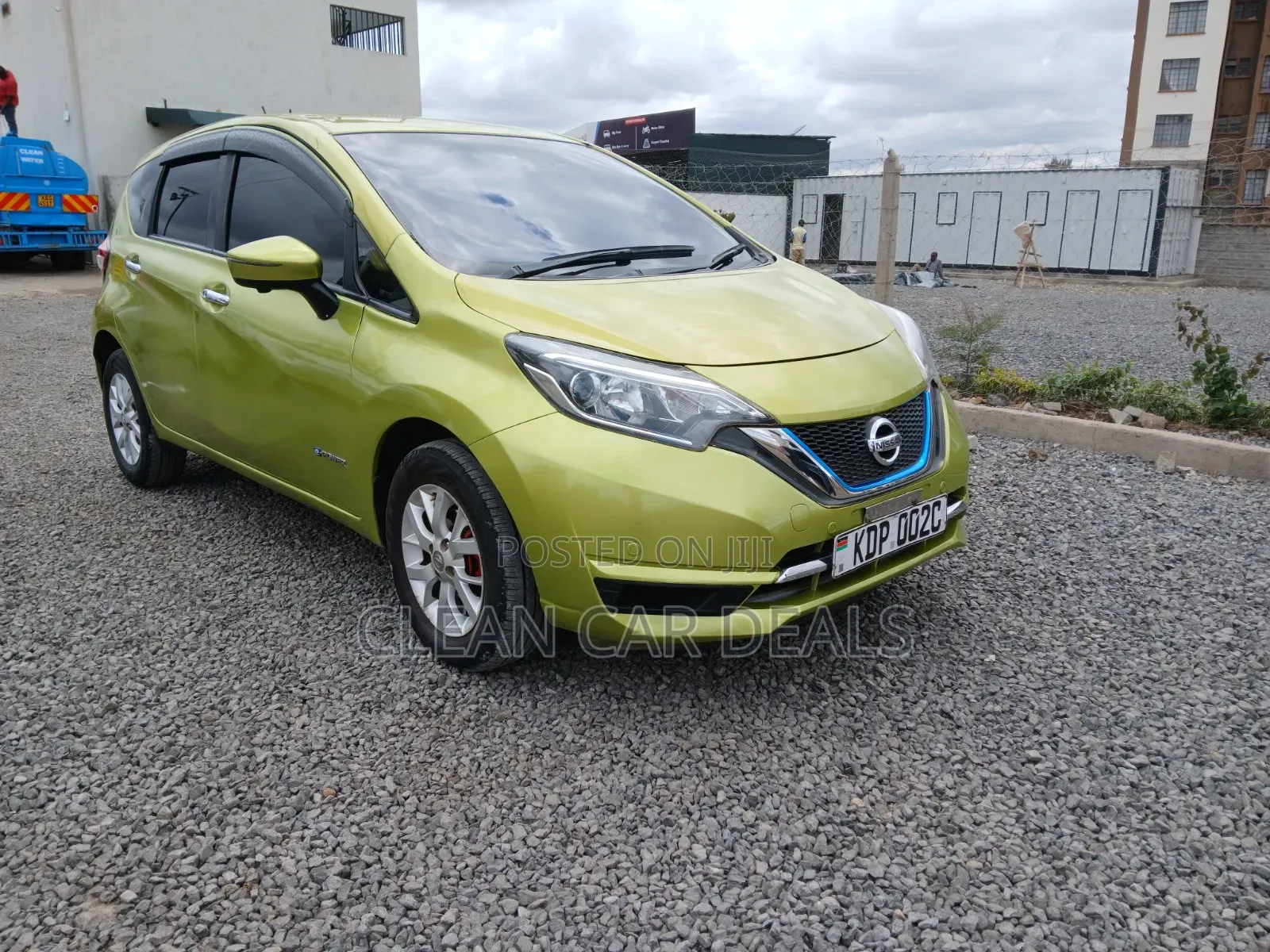 Nissan Note 2017 Green