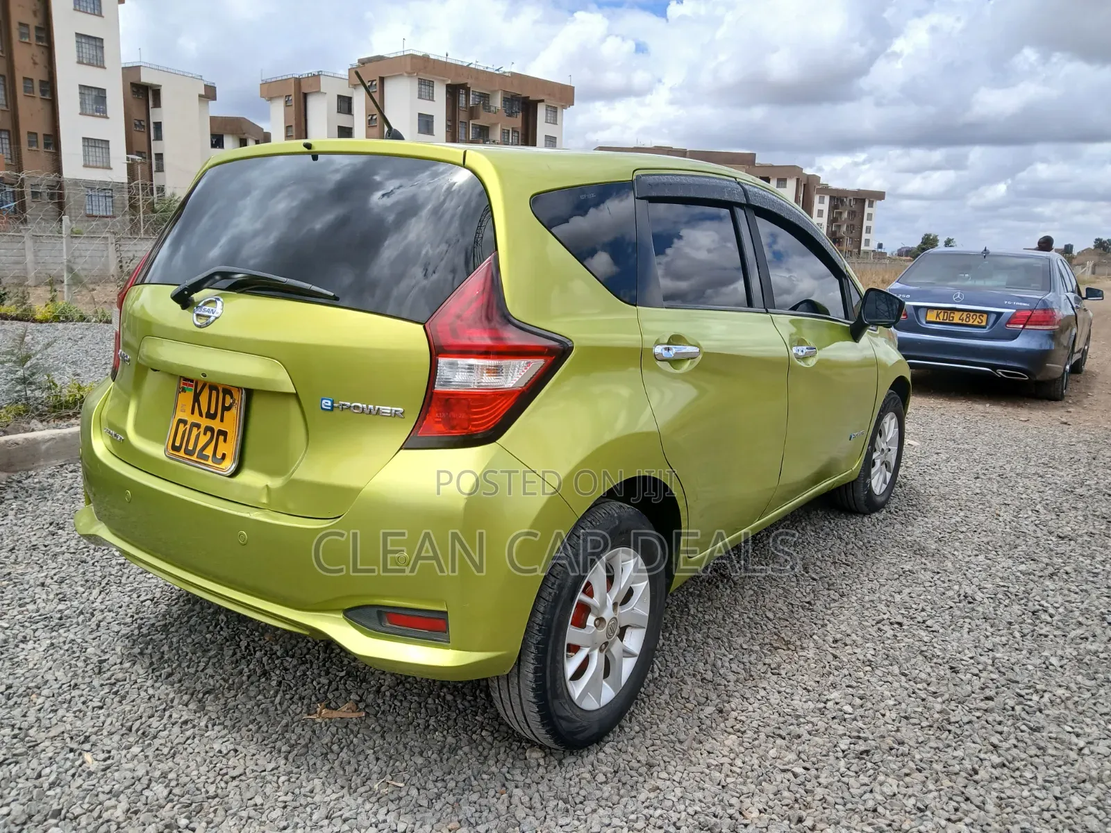 Nissan Note 2017 Green