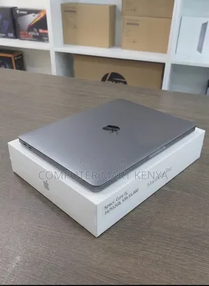 New Laptop Apple MacBook Pro 2018 16GB Intel Core i5 SSD 512GB
