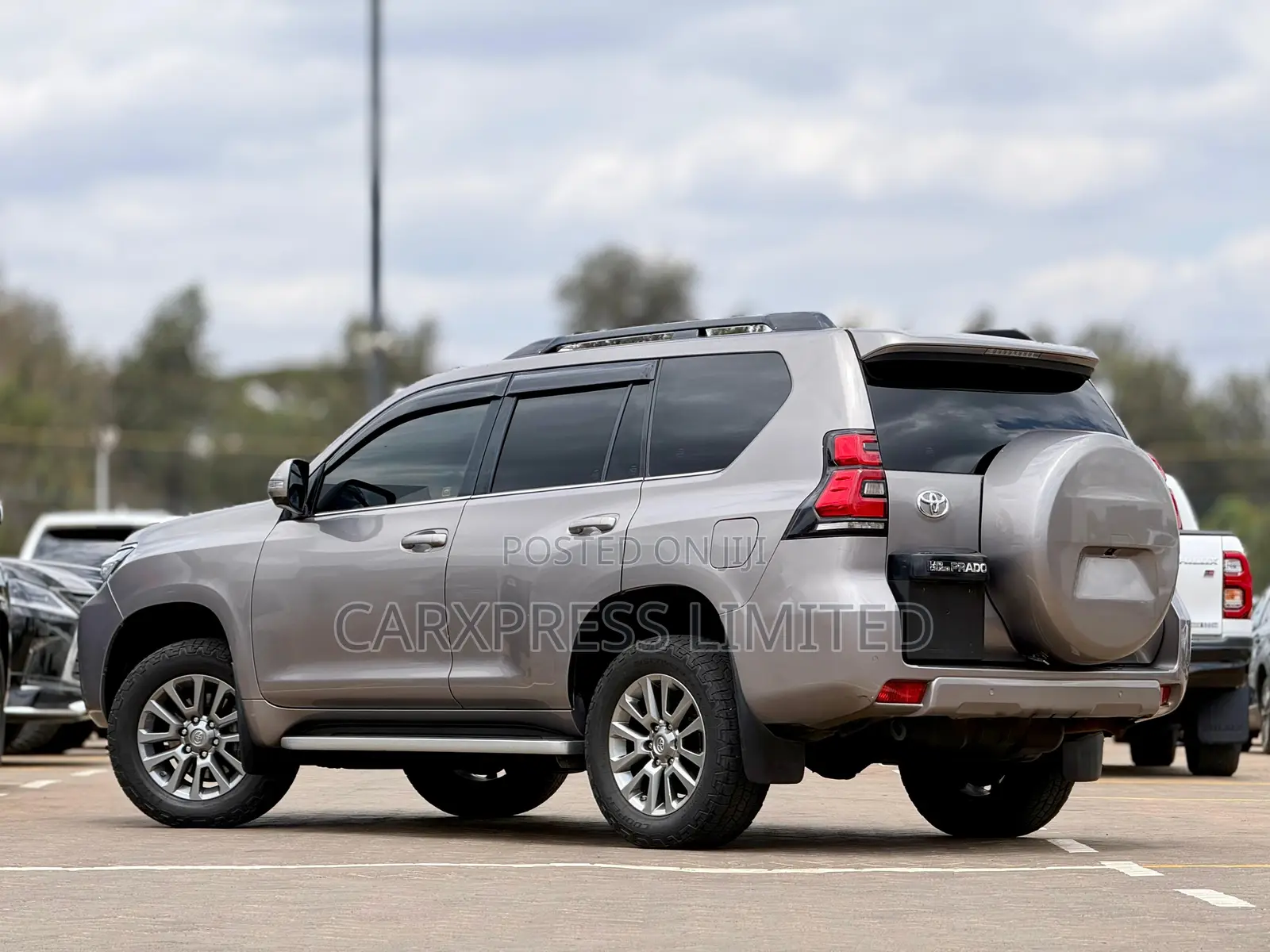 Toyota Land Cruiser Prado 2.8 2019 Brown