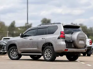 Toyota Land Cruiser Prado 2.8 2019 Brown