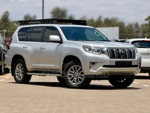 Toyota Land Cruiser Prado 2.8 2021 Silver