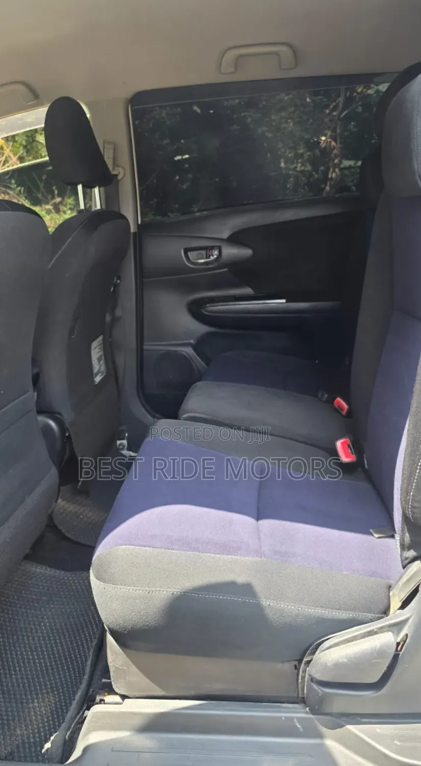 Toyota Wish 2014 White
