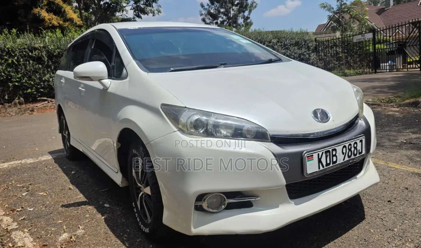 Toyota Wish 2014 White