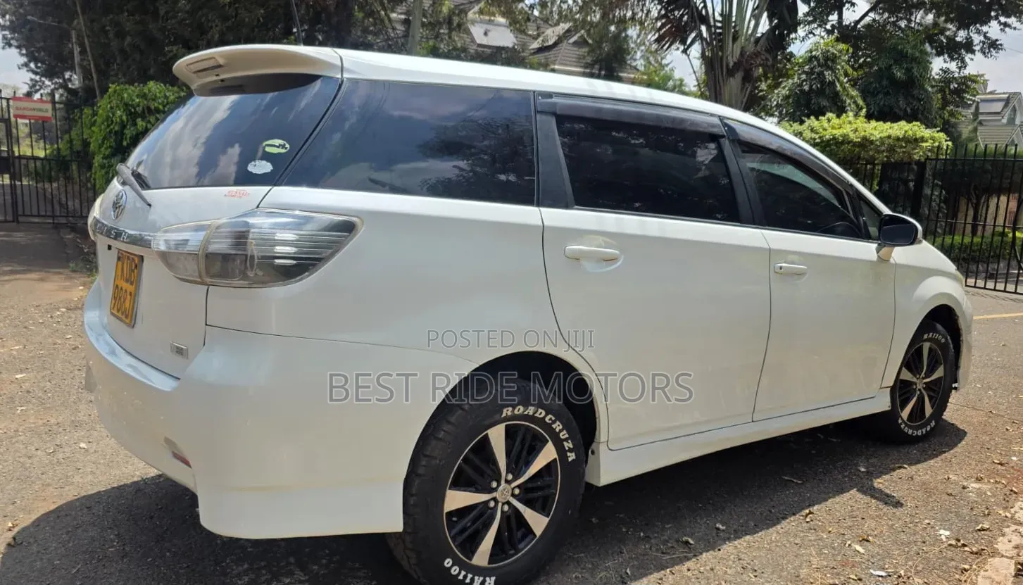 Toyota Wish 2014 White