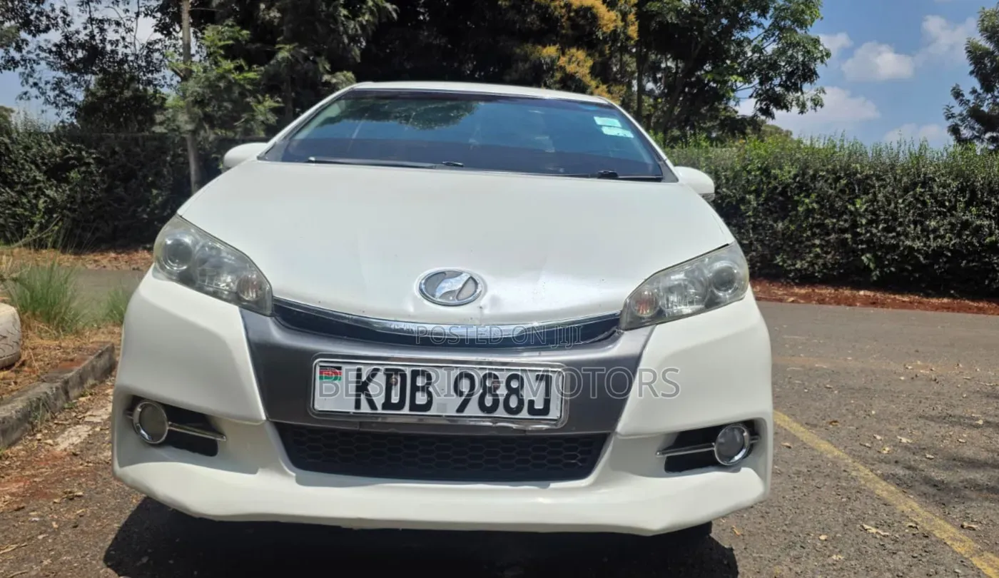 Toyota Wish 2014 White