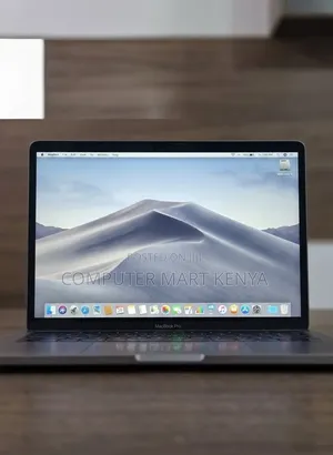New Laptop Apple MacBook Pro 2018 16GB Intel Core i7 SSD 256GB