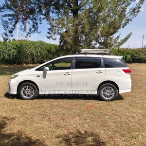 Toyota Wish 2013 White