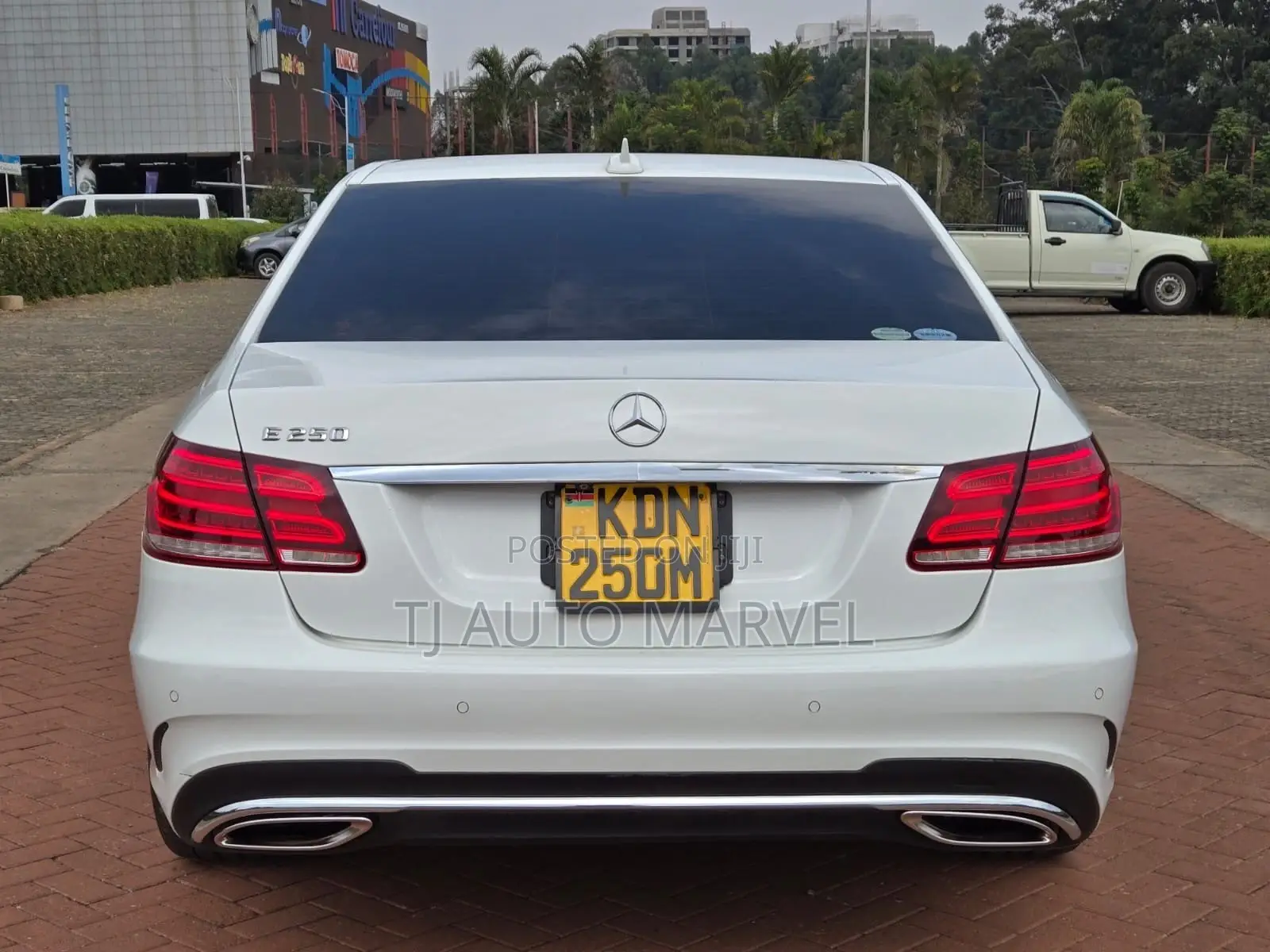 Mercedes-Benz E250 2015 White