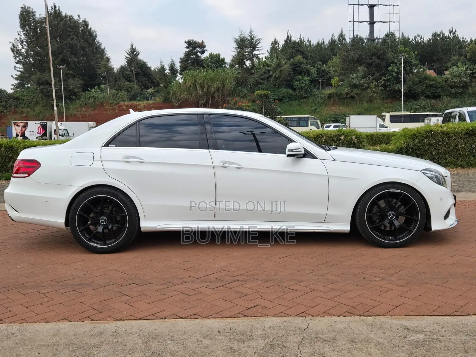 Mercedes-Benz E250 2015 White