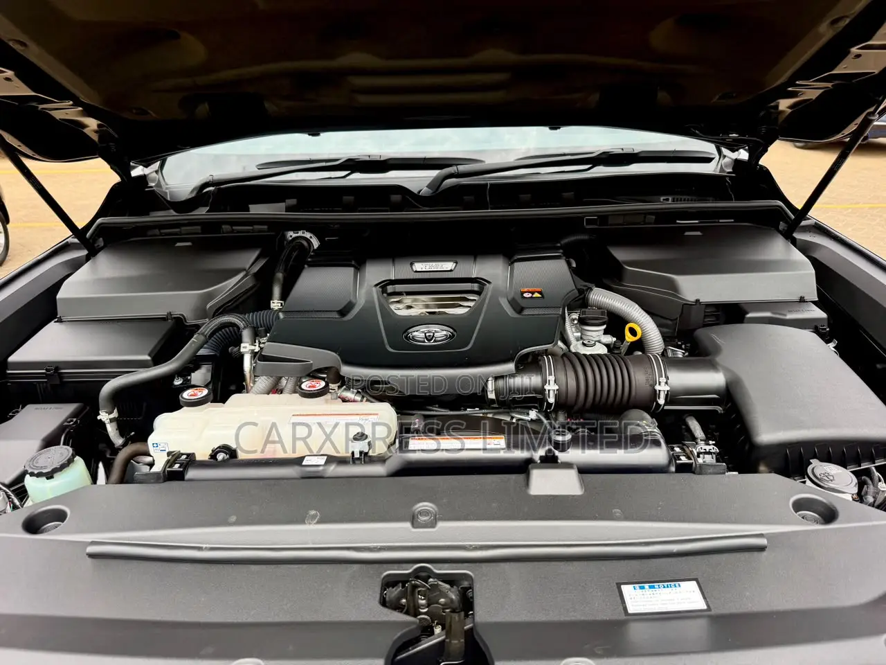 Toyota Land Cruiser LC300 2023 Black