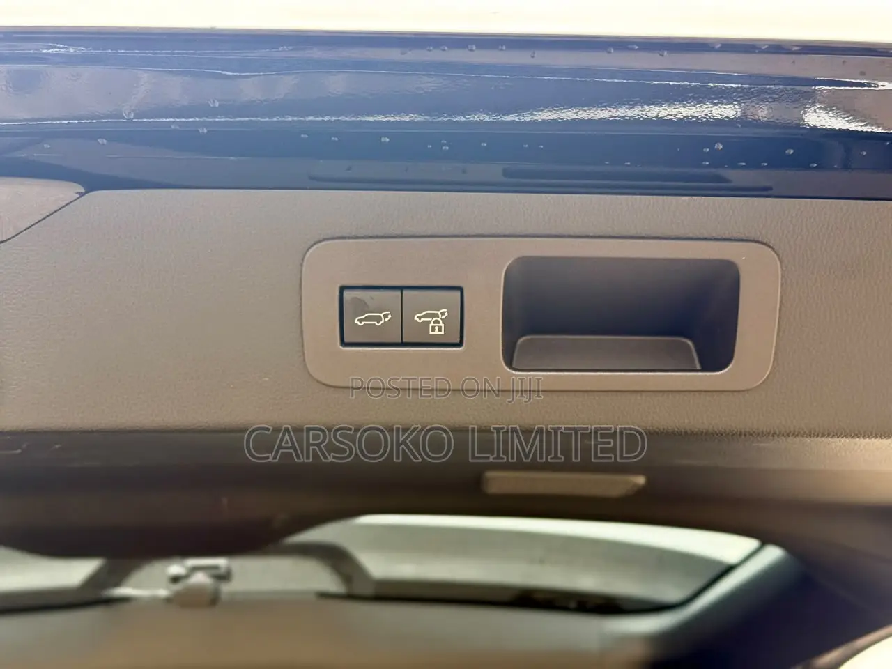 Toyota Land Cruiser LC300 2023 Black