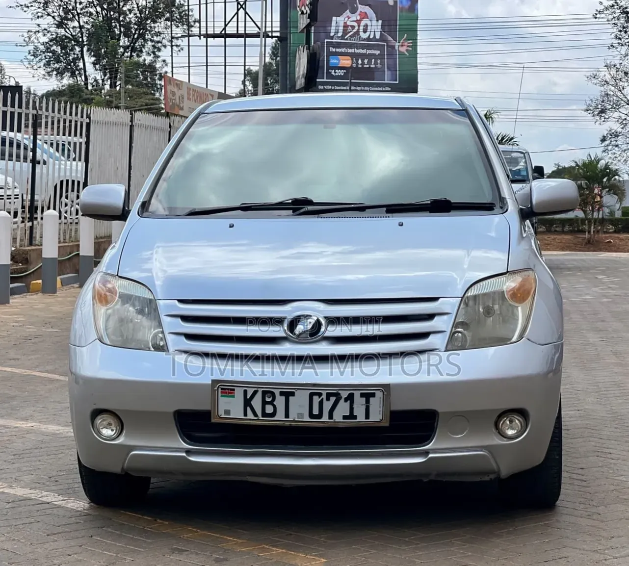 Toyota IST 2006 Silver