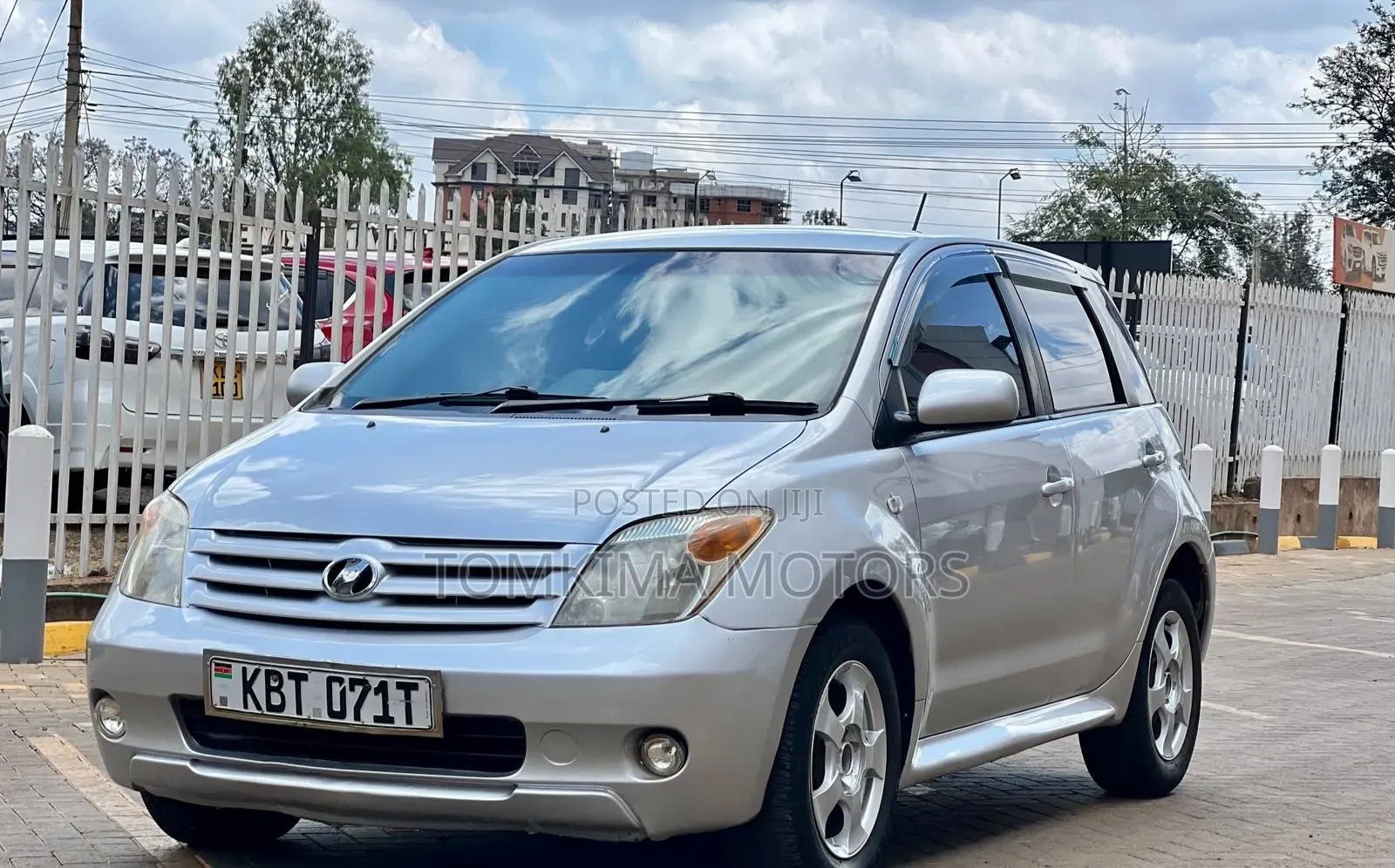 Toyota IST 2006 Silver