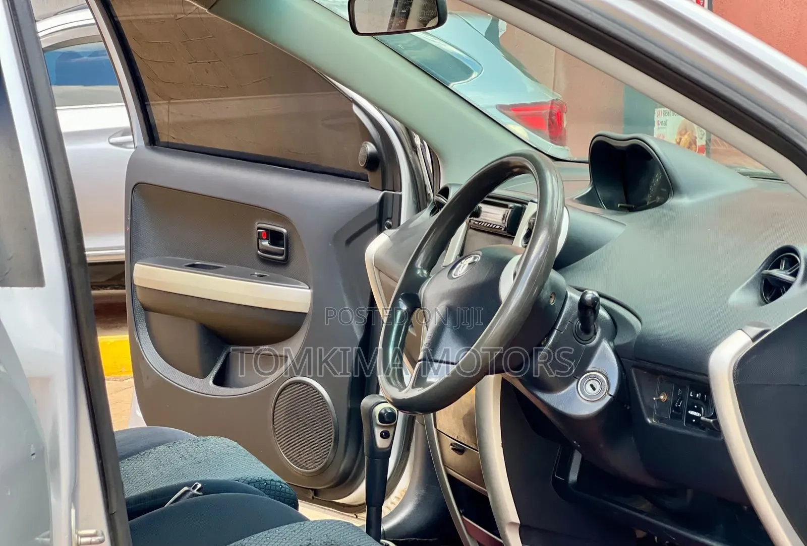 Toyota IST 2006 Silver