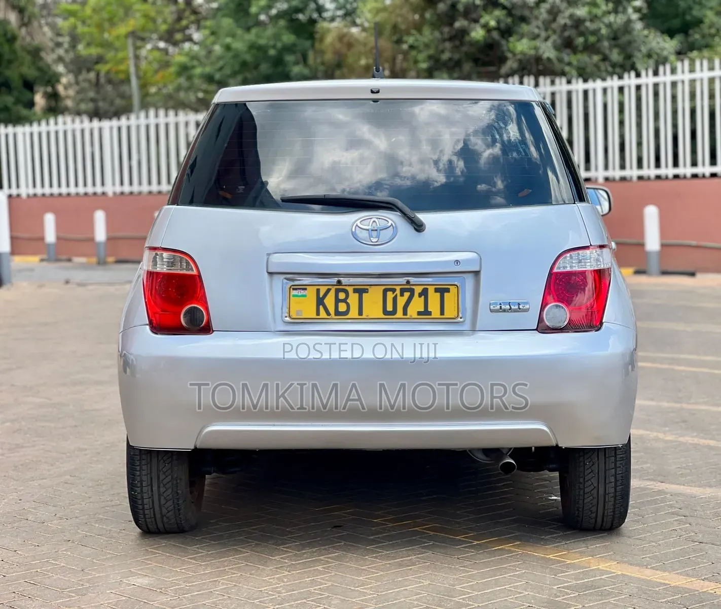 Toyota IST 2006 Silver