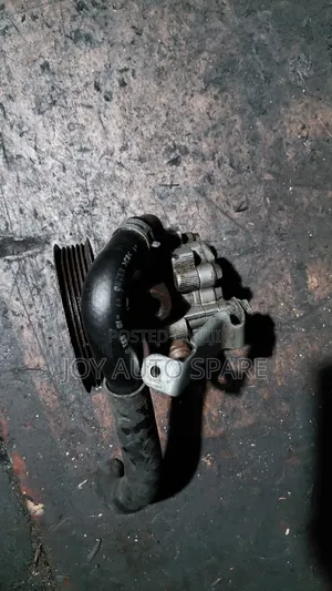 Premio 240 1zz Power Steering Pump
