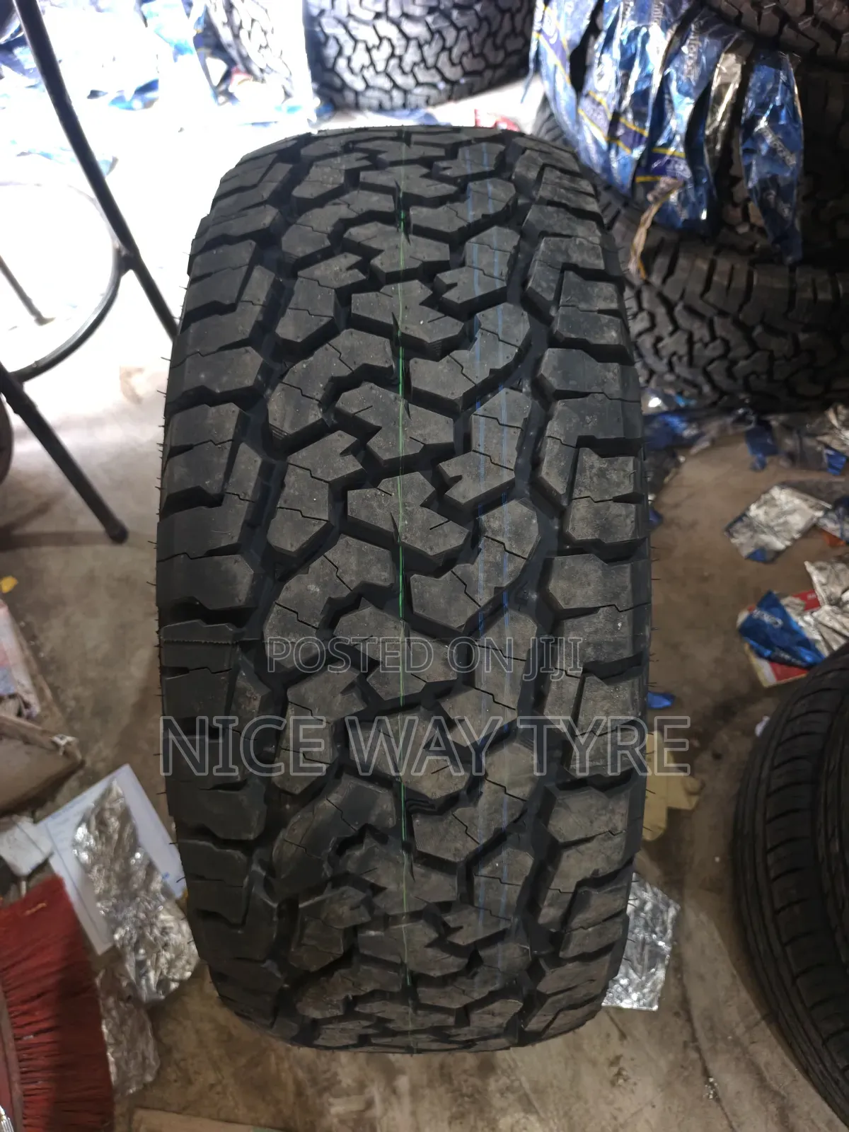 285/50r20 Comforser