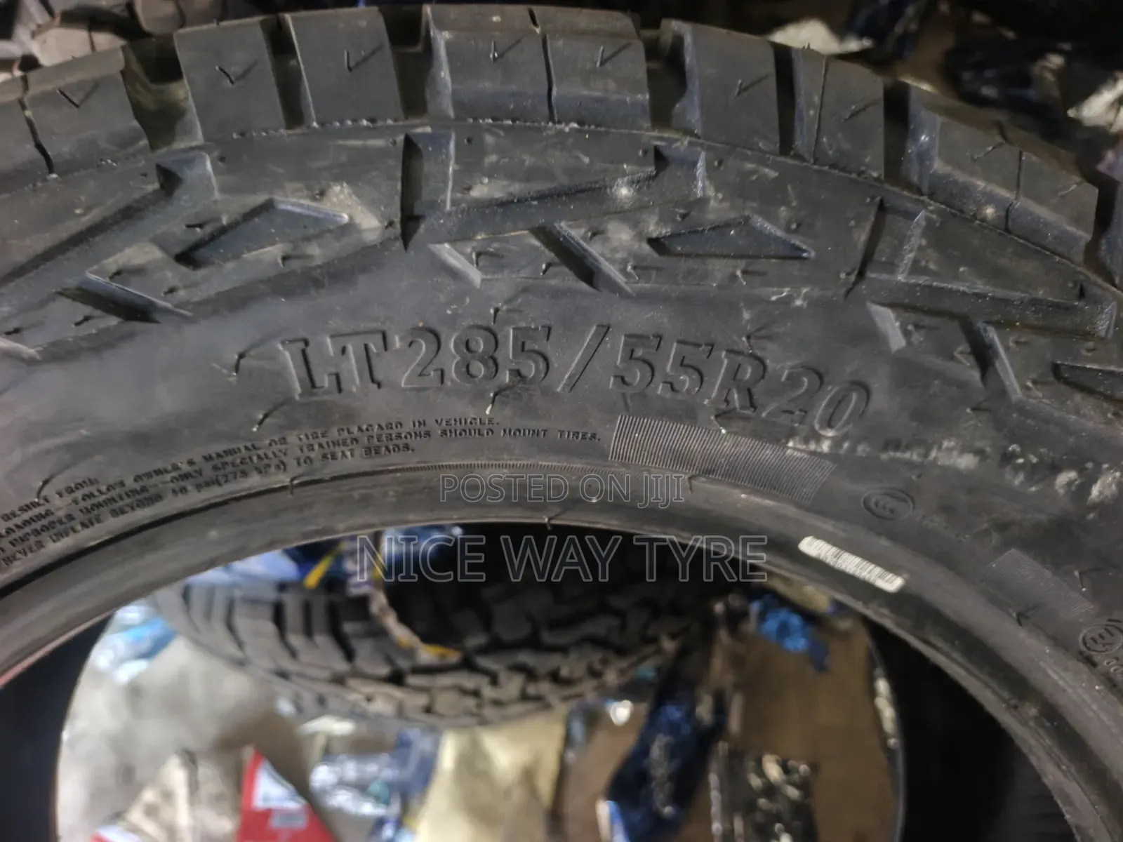 285/50r20 Comforser