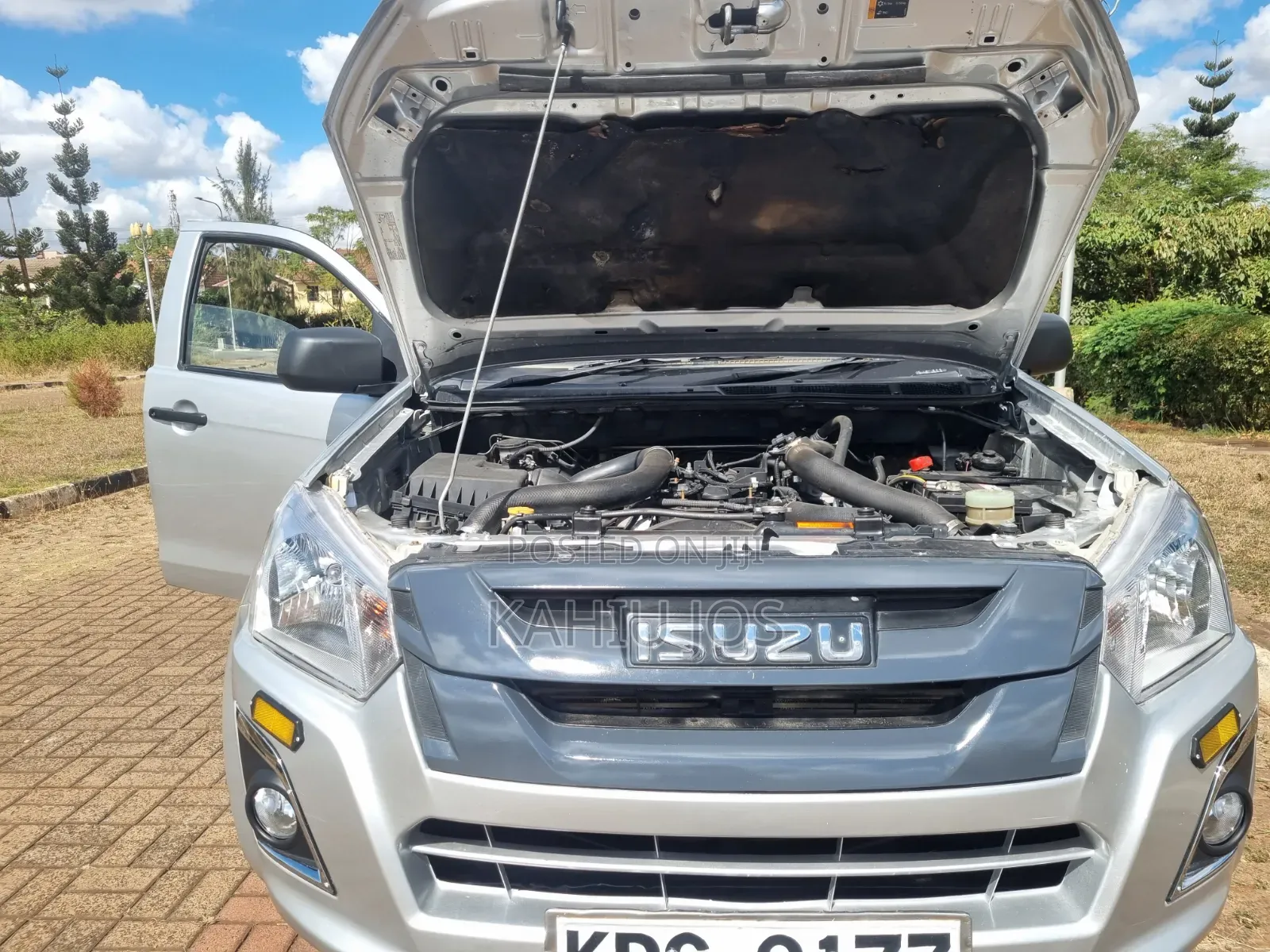 Isuzu D-MAX 2021 Silver