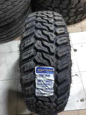 31×10r15 Maxtrek M/T
