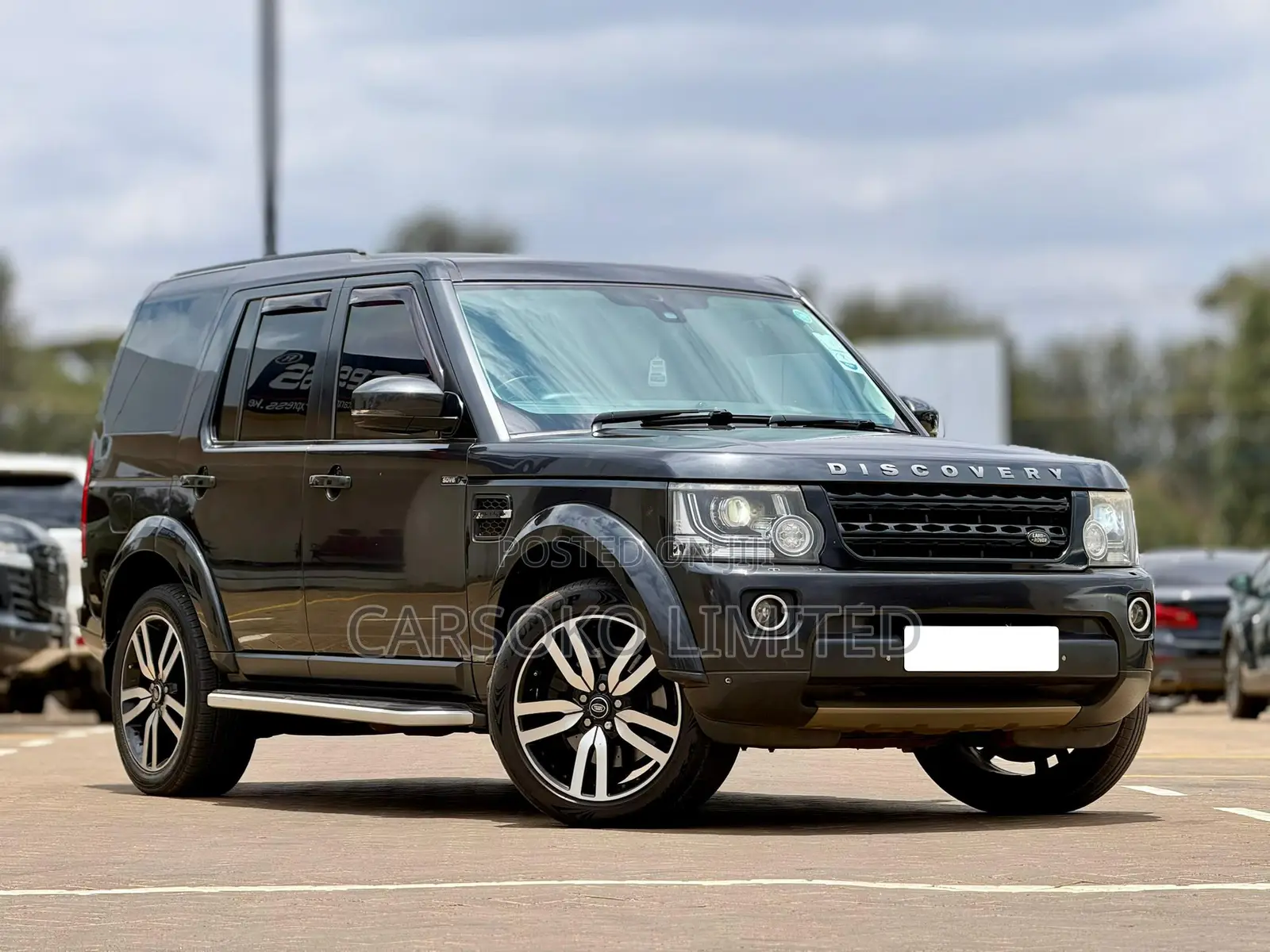 Land Rover Discovery 2015 Black