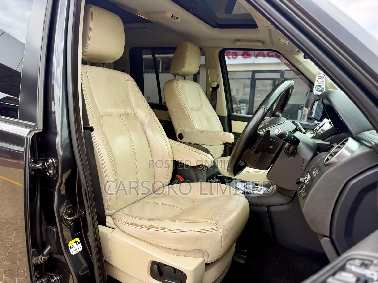 Land Rover Discovery 2015 Black