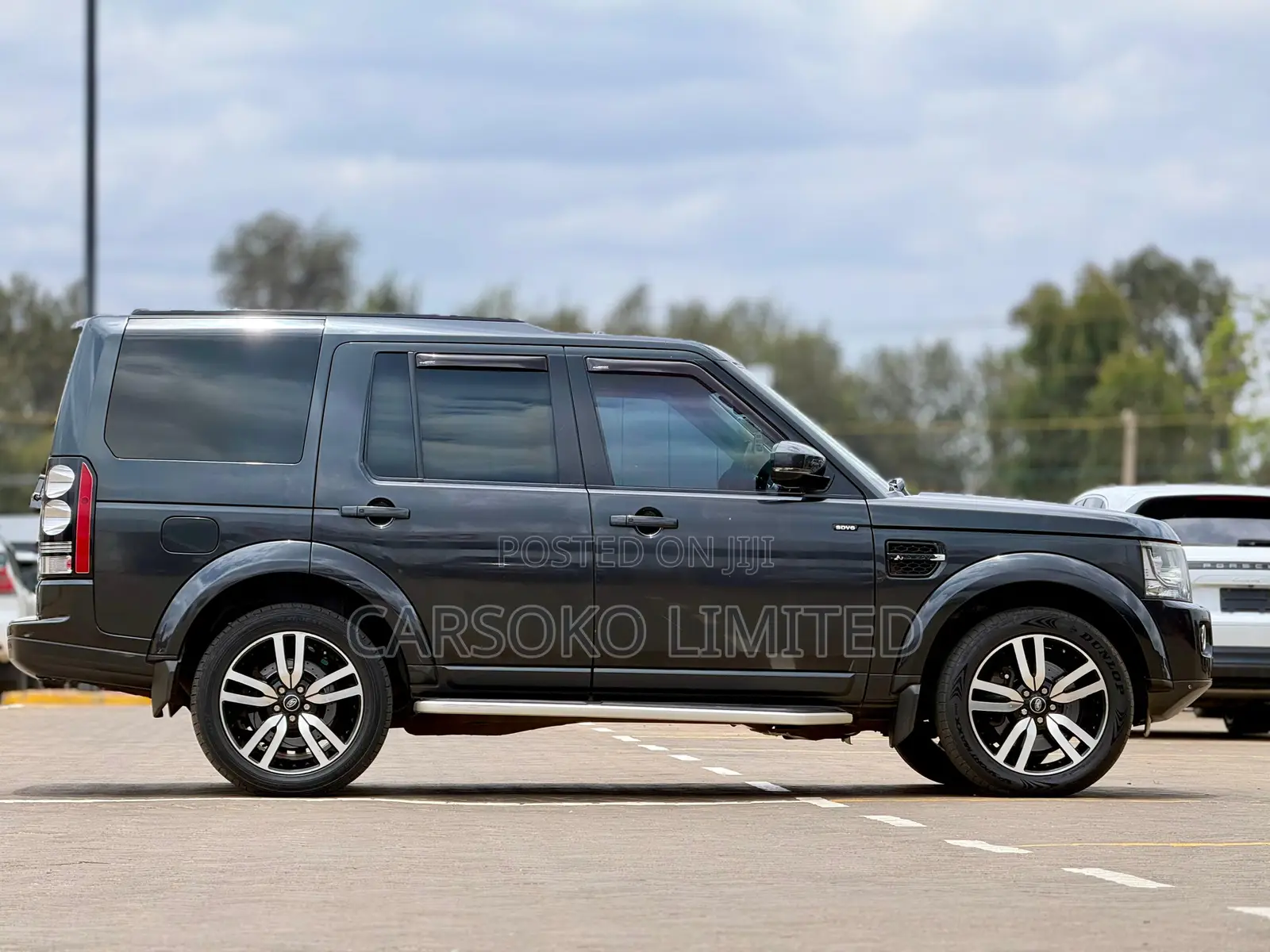 Land Rover Discovery 2015 Black