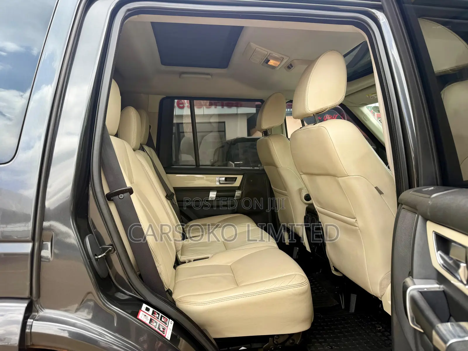 Land Rover Discovery 2015 Black