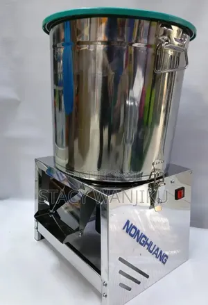 Brand New Chopper/ Vegetable Cutter