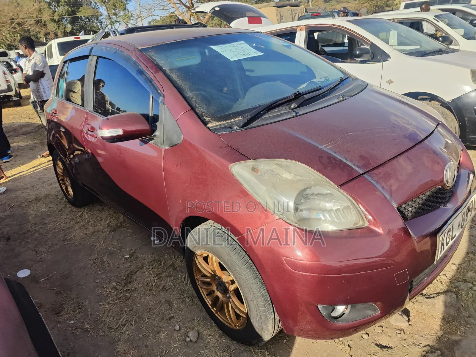 Toyota Vitz 2010 Brown