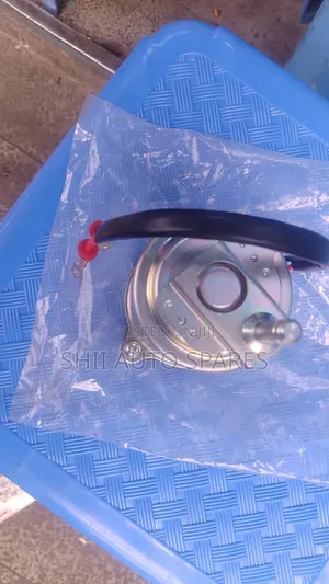 Booster Pump Motor for Toyota Land Cruiser Prado120 ,150.