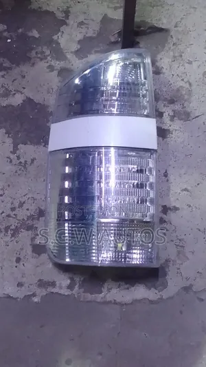 Ex-Japan Toyota Voxy(2005) Taillight