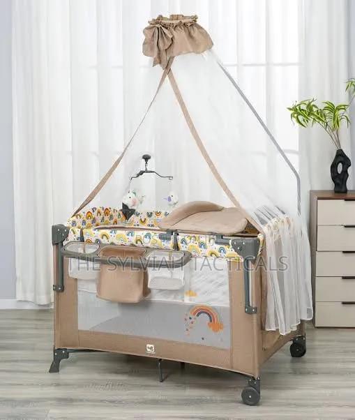 Portable Baby Cot Has Several Crucial Features - main view